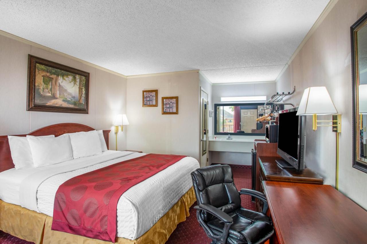 Motel Ramada By Wyndham Branson Exteriér fotografie