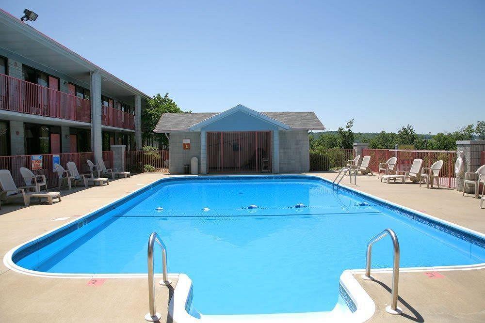 Motel Ramada By Wyndham Branson Exteriér fotografie